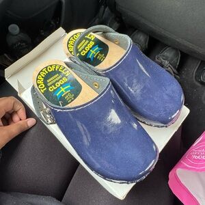 Kids Navy Dress Clogs